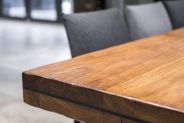 Tavoli in legno massello